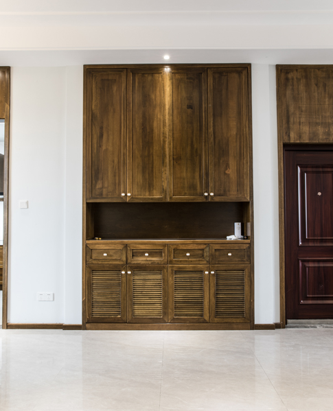 武漢實(shí)木衣柜定制