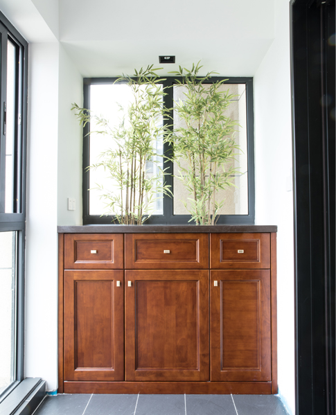 武漢原木衣柜定制